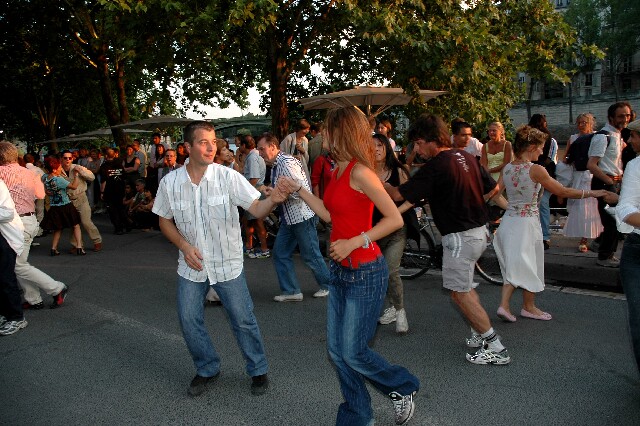 min 2005 08 11 Paris plage 153